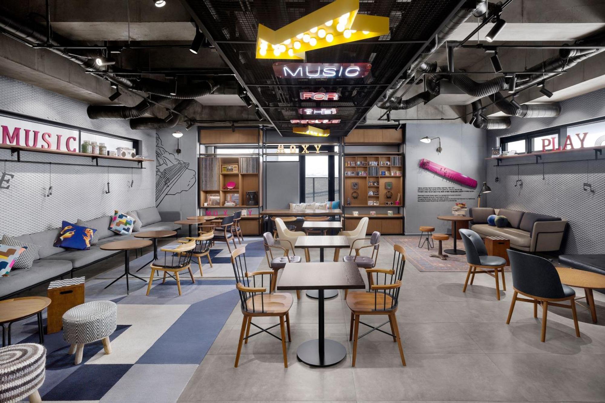 Hotel Moxy Seoul Insadong By Marriott Exterior foto