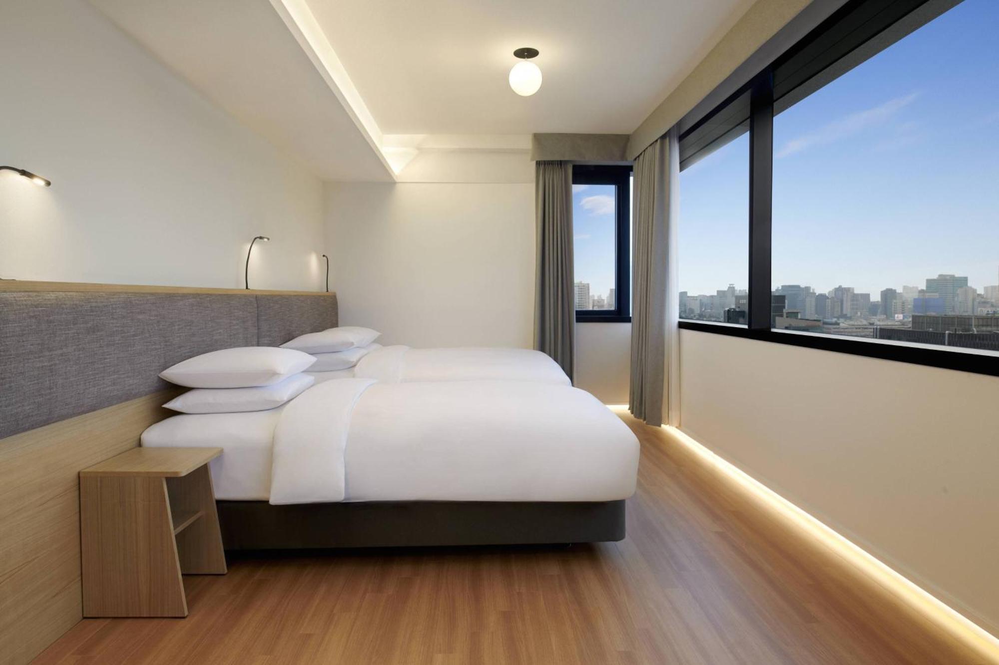 Hotel Moxy Seoul Insadong By Marriott Exterior foto