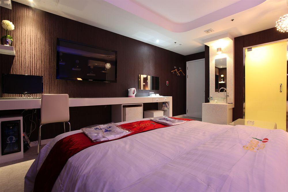 Hotel Moxy Seoul Insadong By Marriott Exterior foto