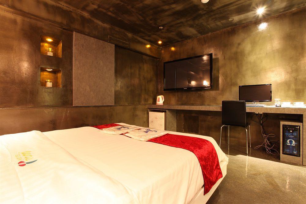 Hotel Moxy Seoul Insadong By Marriott Exterior foto